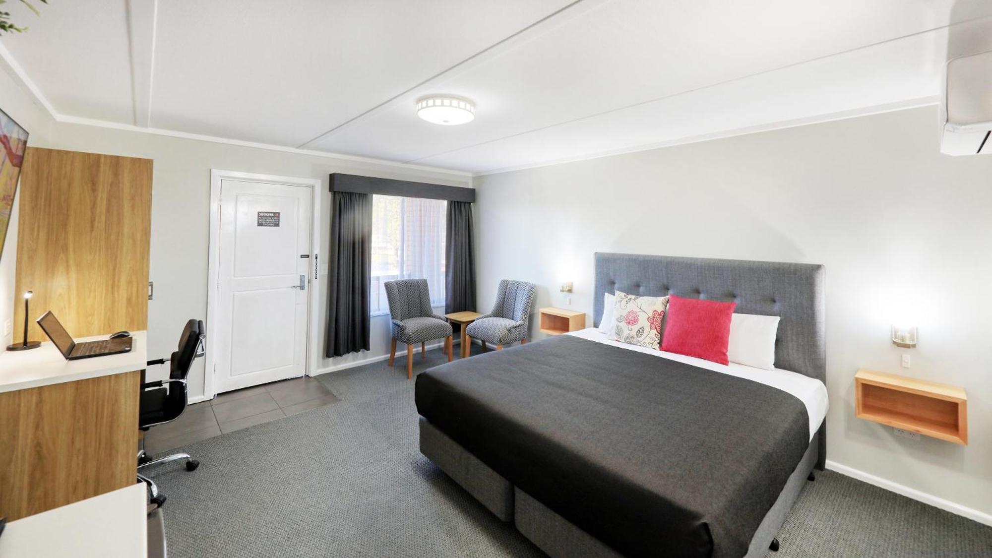 Deniliquin Motel Экстерьер фото